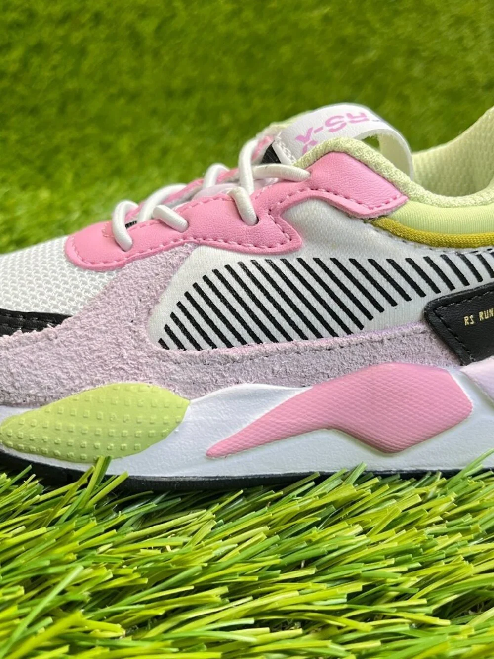 Puma RS-X Bouquet Toddler Size‎ 5C Pink White Black Athletic Shoes Sneakers